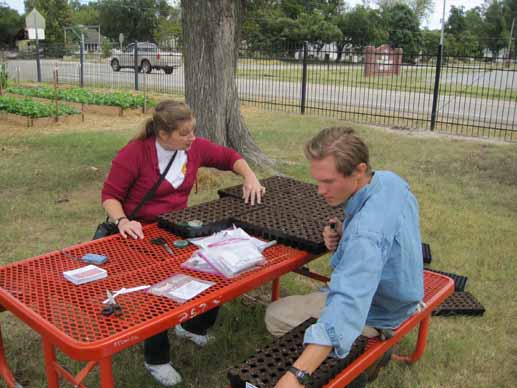 Nadine Straitt (MERAH Exc. Director) and Ryan Norman (Delta Garden Study) discuss various planting strategies for fall and winter plants.
