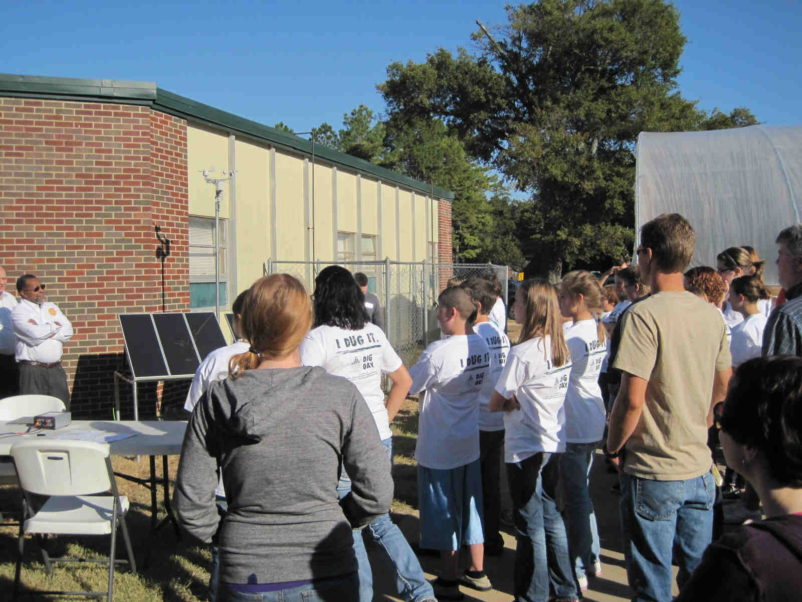Walte Ellis a member of MAREH and expert in improving educational methods, discusses the importance of learning about technologies like solar energy and the underlying science with students.